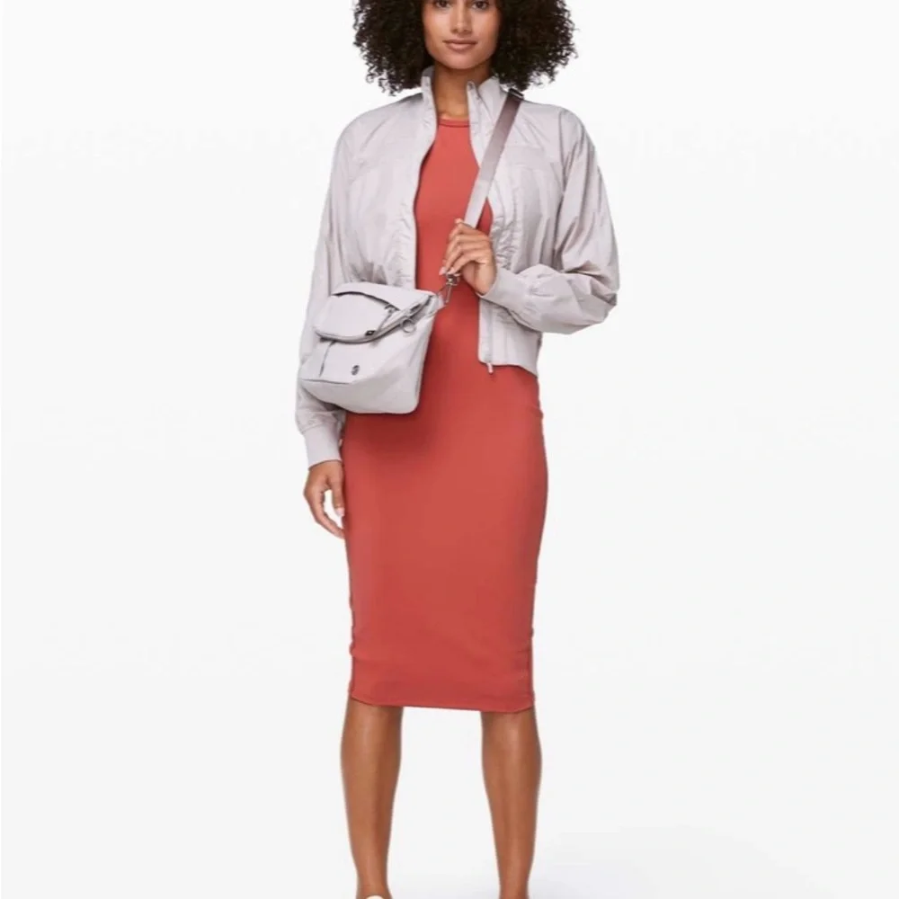 Lululemon Women’s Picnic Play Dress in Brick Rose - Bodycon Midi Dress
